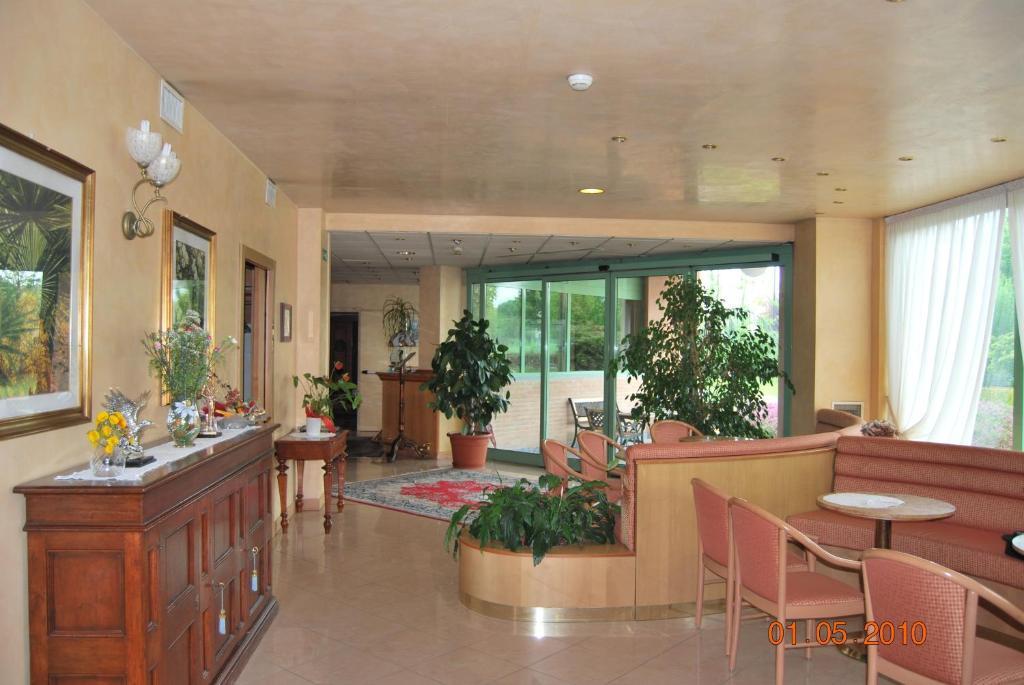 Vecchia Brianza Hotel Seveso ภายนอก รูปภาพ