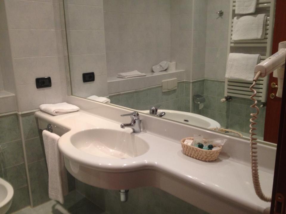 Vecchia Brianza Hotel Seveso ห้อง รูปภาพ