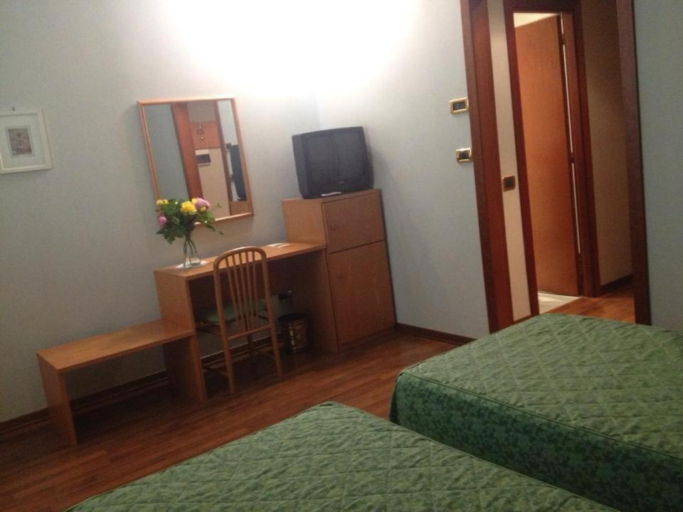 Vecchia Brianza Hotel Seveso ภายนอก รูปภาพ